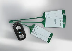 Key tags with BMW lettering, green (100 pcs.) (81730413710)