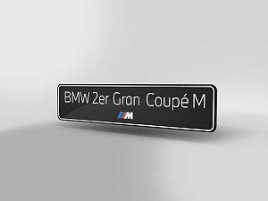 BMW 2er Gran Coupe M Typenschild
